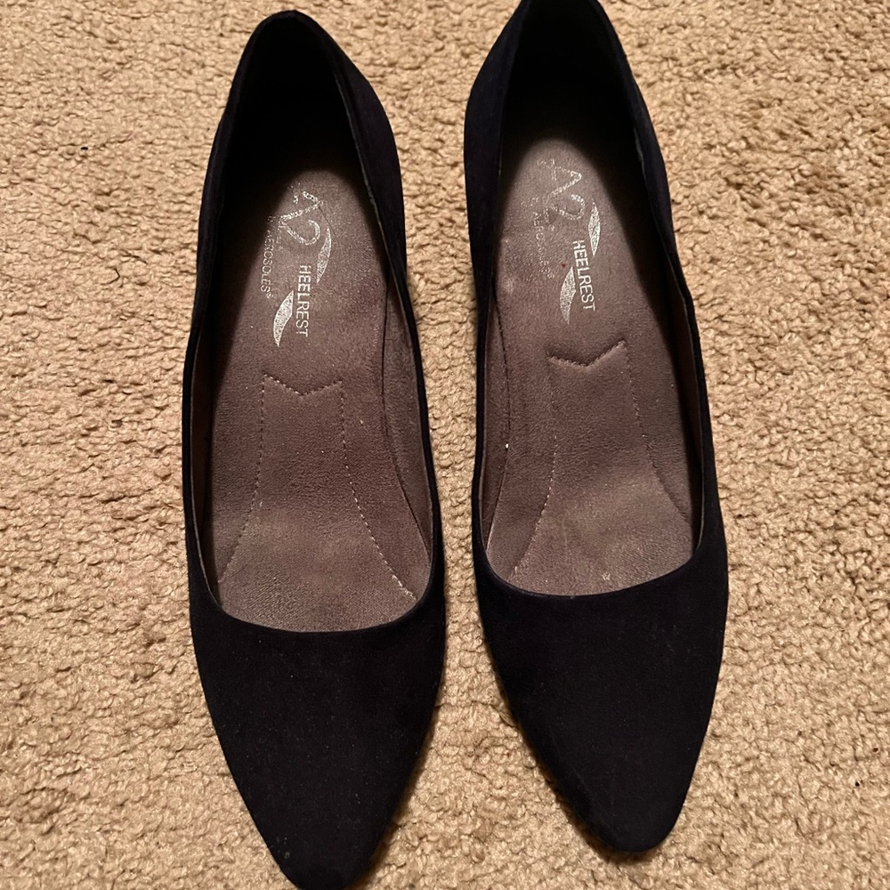 Aerosoles A2 navy heels